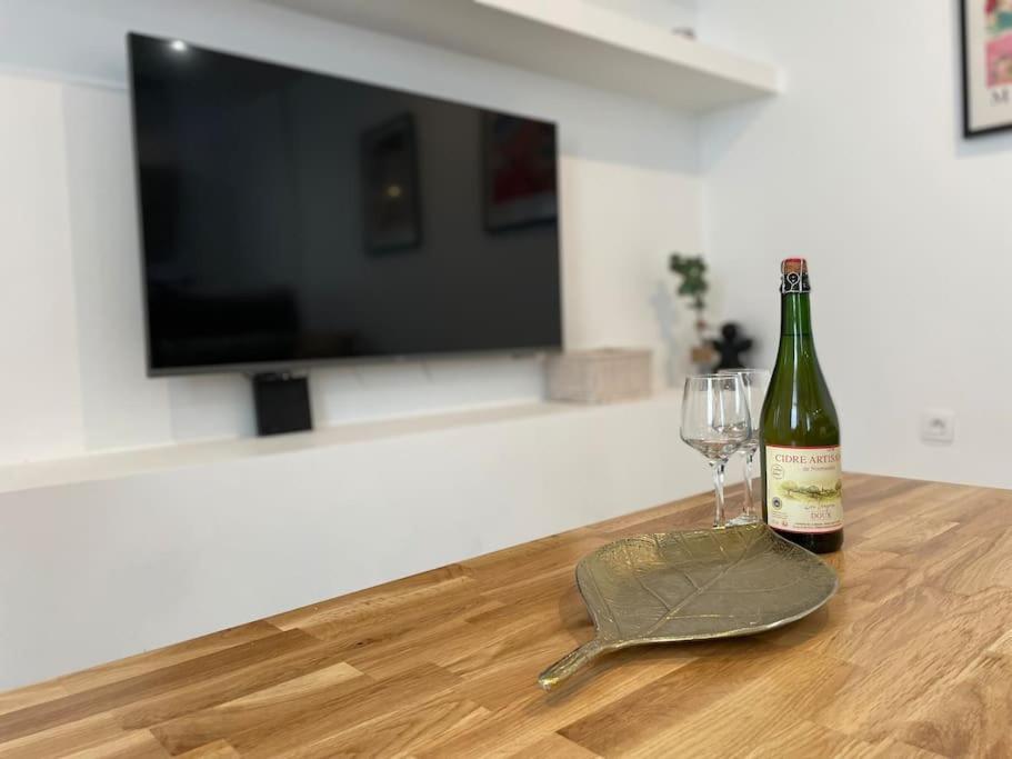 Le Logis Baya - Weekend & Holiday - Wifi & Tv Saint-Vigor-le-Grand Bagian luar foto