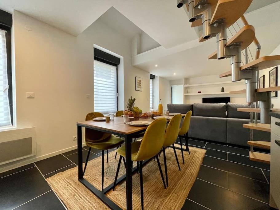 Le Logis Baya - Weekend & Holiday - Wifi & Tv Saint-Vigor-le-Grand Bagian luar foto
